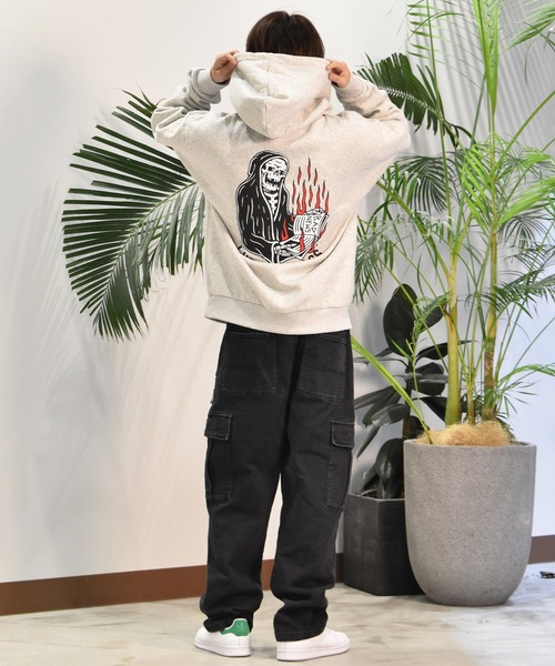 LURKING CLASS(ラーキングクラス)の「【ムラサキスポーツ限定】LURKING CLASS/ラーキングクラス プルオーバー/パーカー バックプリント ST24HUM02(パーカー・メンズ・ブラック/グレー・XL/L/M)」の16枚目の写真
