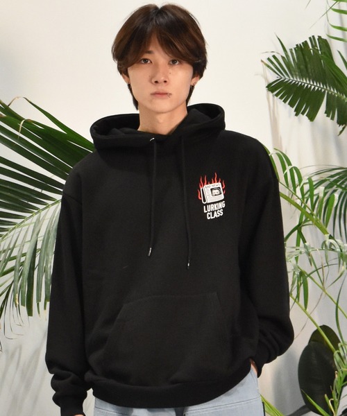 LURKING CLASS(ラーキングクラス)の「【ムラサキスポーツ限定】LURKING CLASS/ラーキングクラス プルオーバー/パーカー バックプリント ST24HUM02(パーカー・メンズ・ブラック/グレー・XL/L/M)」の3枚目の写真