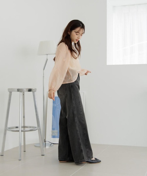 flower（フラワー）の「フラッフィーシアーブラウス（シャツ/ブラウス・レディース・ピンク/アイボリー・FREE）」の16枚目の写真