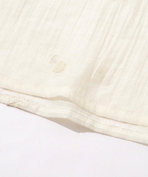 flower（フラワー）の「フラッフィーシアーブラウス（シャツ/ブラウス・レディース・ピンク/アイボリー・FREE）」の7枚目の写真