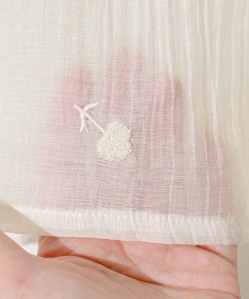 flower（フラワー）の「フラッフィーシアーブラウス（シャツ/ブラウス・レディース・ピンク/アイボリー・FREE）」の8枚目の写真