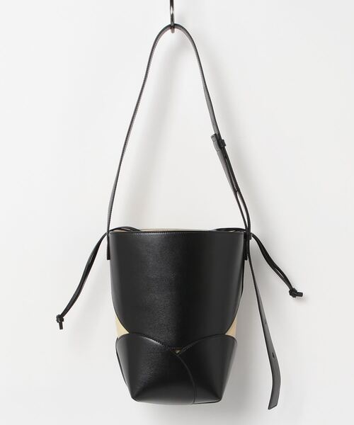 JIL SANDER（ジルサンダー）の「JIL SANDER ELLIPSE BUCKET SM（トートバッグ・レディース・ブラック・FREE）」の2枚目の写真