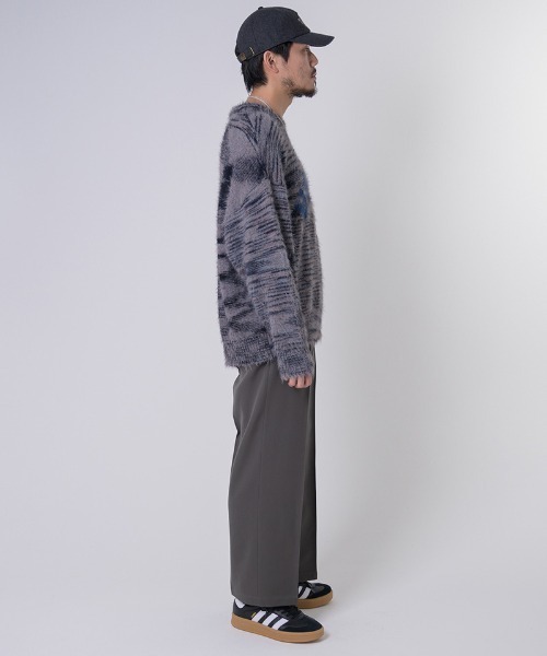 EFFECTEN(エフェクテン)の「mn3029-Arch Logo Shaggy Knit シャギーニット(ニット/セーター・メンズ・グレー系その他/ネイビー系・FREE)」の9枚目の写真