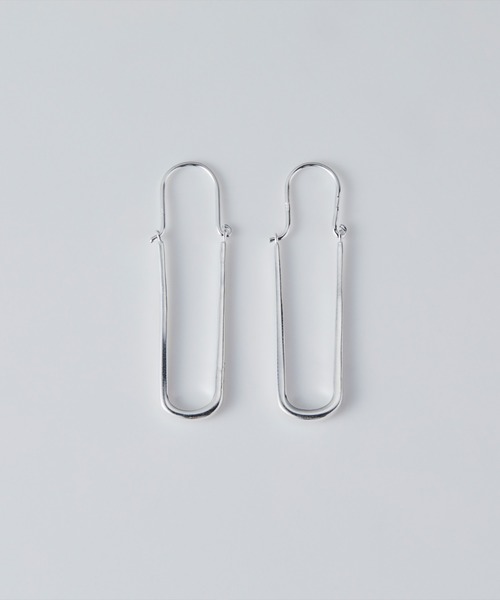 YArKA（ヤーカ）の「【YArKA/ヤーカ】rectangle without corners earing(pierce)[twrp4] /  丸み長方形ピアス（ピアス（両耳用）・レディース・ゴールド・FREE）」の3枚目の写真