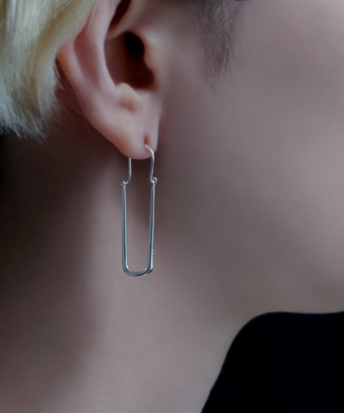 YArKA（ヤーカ）の「【YArKA/ヤーカ】rectangle without corners earing(pierce)[twrp4] /  丸み長方形ピアス（ピアス（両耳用）・レディース・ゴールド・FREE）」の10枚目の写真