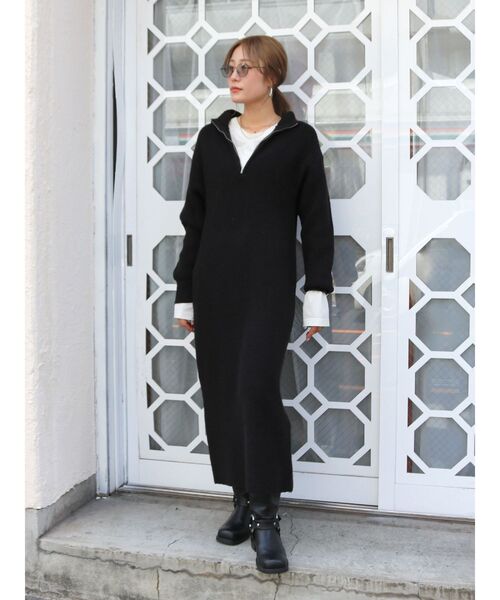 Ungrid(アングリッド)の「【WEB限定】ハイネックジップニットワンピース(ワンピース・レディース・オレンジ/ブラック/アイボリー・FREE)」の19枚目の写真