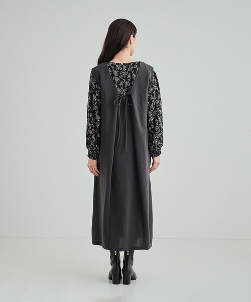 SHOO・LA・RUE（シューラルー）の「◆深Vですっきり見え 後ろリボン ジャンドレ（ワンピース・レディース・スミクロ/ブラック・04/03/02）」の8枚目の写真