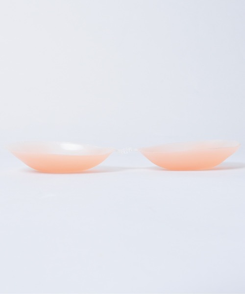 CALIFORNIA OUTFITTERS（カリフォルニア アウトフィッターズ）の「3-8E6 選べる4サイズ シリコンブラ シリコンパッド ヌードブラ 盛れる 谷間 フロントホック（インナーウェア/肌着・レディース・ベージュ・A/B/D/C）」の2枚目の写真