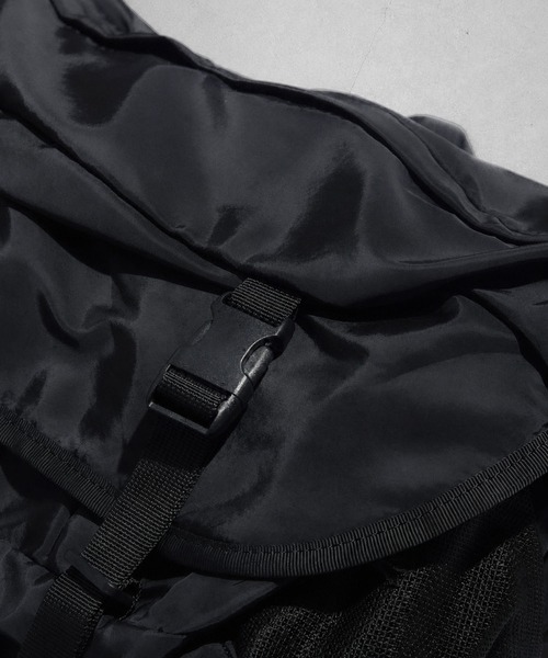 CALIFORNIA OUTFITTERS(カリフォルニア アウトフィッターズ)の「3-9C13 メッセンジャーバッグ(メッセンジャーバッグ・メンズ・ブラック・ONESIZE)」の5枚目の写真