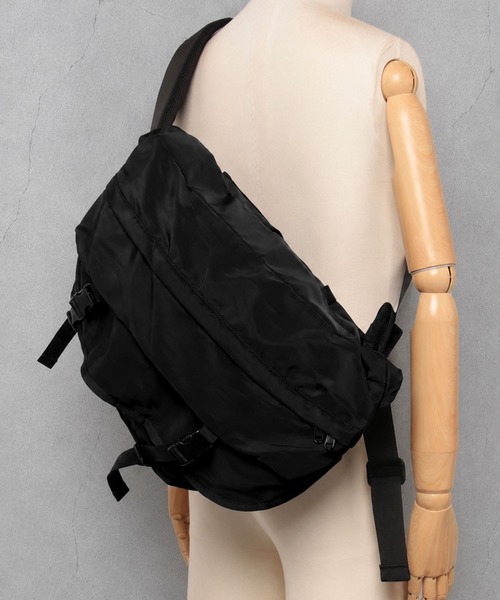 CALIFORNIA OUTFITTERS(カリフォルニア アウトフィッターズ)の「3-9C13 メッセンジャーバッグ(メッセンジャーバッグ・メンズ・ブラック・ONESIZE)」の11枚目の写真