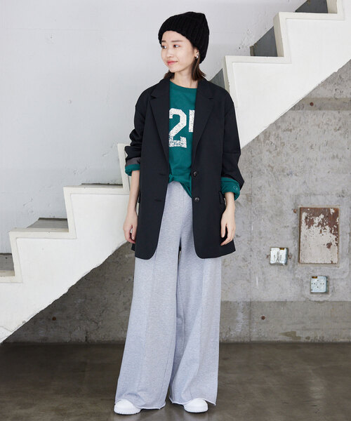 SLOBE IENA(スローブイエナ)の「《追加》PE SHARK ビッグジャケット(テーラードジャケット・レディース・ブラック/ベージュ/グレー・FREE)」の9枚目の写真