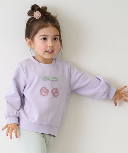 petit main（プティマイン）の「【リンク】キラキラモチーフトレーナー(キッズ)（スウェット・キッズ・アイボリー/ライトブルー/ラベンダー/チャコール・80ｃｍ/90cm/100cm/110cm/120cm/130cm）」の9枚目の写真
