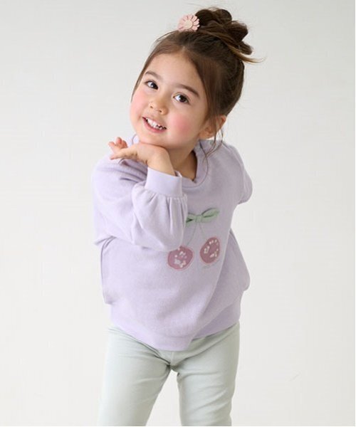 petit main（プティマイン）の「【リンク】キラキラモチーフトレーナー(キッズ)（スウェット・キッズ・アイボリー/ライトブルー/ラベンダー/チャコール・80ｃｍ/90cm/100cm/110cm/120cm/130cm）」の10枚目の写真