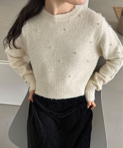 feepur（フェピュール）の「【ハンドウォッシャブル】パールクロップドニット（ニット/セーター・レディース・ブラック/オフホワイト/グレー・MEDIUM）」の21枚目の写真