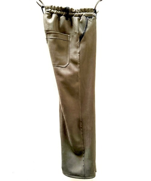 FranCisT_MOR.K.S.（フランシストモークス）の「FranCisT_MOR.K.S./フランシスト モークス/HI-TENSION FAKE SUEDE SARUEL WIDE PANTS/MB3107（その他パンツ・メンズ・ブラック/オフホワイト/オリーブ/ネイビー・2/3/4）」の16枚目の写真