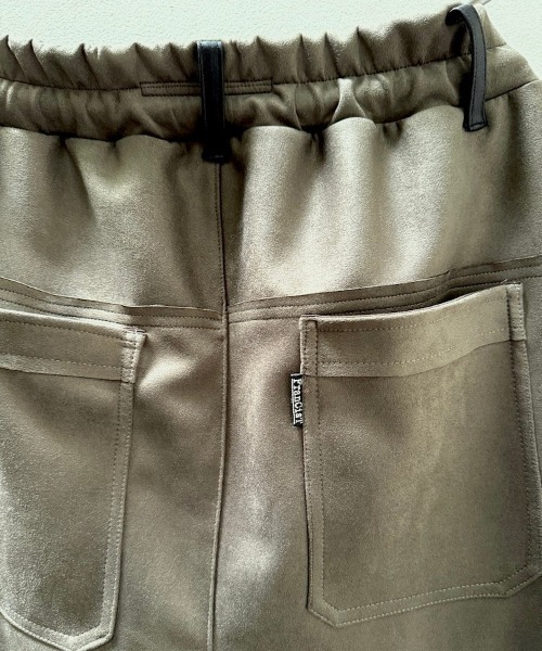 FranCisT_MOR.K.S.（フランシストモークス）の「FranCisT_MOR.K.S./フランシスト モークス/HI-TENSION FAKE SUEDE SARUEL WIDE PANTS/MB3107（その他パンツ・メンズ・ブラック/オフホワイト/オリーブ/ネイビー・2/3/4）」の15枚目の写真
