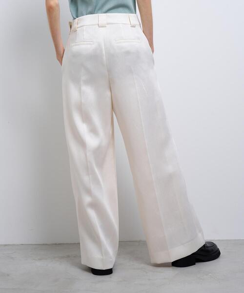 LANVIN en Bleu(ランバンオンブルー)の「シルキーダブルクロスストレートワイドパンツ(その他パンツ・レディース・オフホワイト/ブラック/ブルー系その他・38/36)」の16枚目の写真