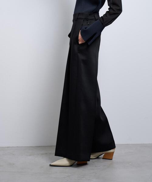 LANVIN en Bleu(ランバンオンブルー)の「シルキーダブルクロスストレートワイドパンツ(その他パンツ・レディース・オフホワイト/ブラック/ブルー系その他・38/36)」の21枚目の写真