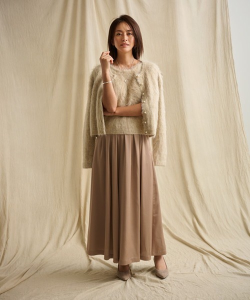 Elura（エルーラ）の「＜スタイリスト福田麻琴さんコラボ＞ドレスファーニットカーディガン/234495（カーディガン/ボレロ・レディース・チャコールグレー/ベージュ・FREE）」の3枚目の写真