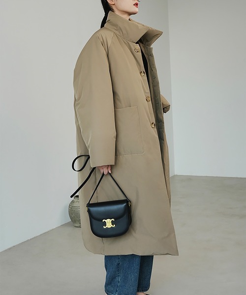 Doula Doula（ドゥーラドゥーラ）の「スタンドカラー中綿オーバーサイズコート（ダウンジャケット/コート・レディース・ブラック/キャメル・FREE）」の18枚目の写真