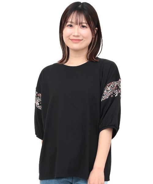 チチカカ(チチカカ)の「コンビラインパフトップス(Tシャツ/カットソー・レディース・ブラック/イエロー/オフホワイト・FREE)」の8枚目の写真