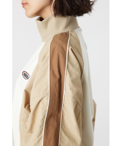 RODEO CROWNS WIDE BOWL（ロデオクラウンズワイドボウル）の「ナイロン×ジャージトラックジャケット（ナイロンジャケット・レディース・ベージュ系その他/レッド系その他/グリーン系その他/ブラック系その他・MEDIUM/LARGE）」の8枚目の写真