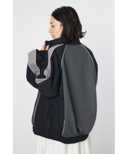 RODEO CROWNS WIDE BOWL（ロデオクラウンズワイドボウル）の「ナイロン×ジャージトラックジャケット（ナイロンジャケット・レディース・ベージュ系その他/レッド系その他/グリーン系その他/ブラック系その他・MEDIUM/LARGE）」の13枚目の写真