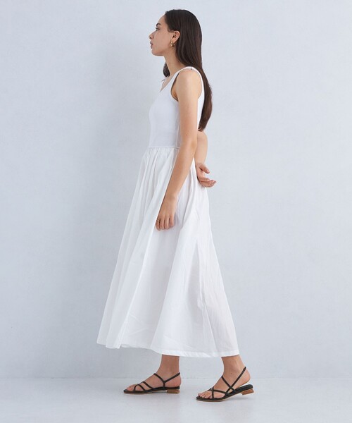 green label relaxing（グリーンレーベルリラクシング）の「ナロウベルト トングサンダル（2.5cmヒール）（サンダル・レディース・ブラック/レッド/ゴールド・S/M/L/XL）」の6枚目の写真