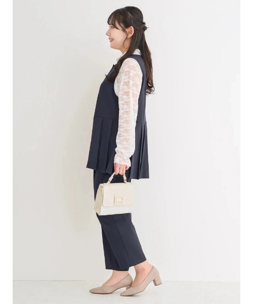 Re-J&SUPURE(リジェイアンドスプル)の「【大きいサイズ】【ストレッチツイル】ペプラムベスト(ベスト・レディース・ベージュ/ネイビー/ブラック・X-LARGE/XX-LARGE/XXX-LARGE)」の8枚目の写真