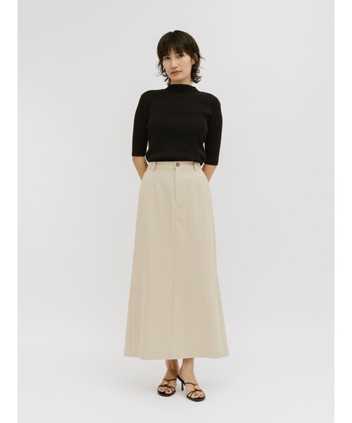 MIDIUMISOLID（ミディウミソリッド）の「MIDIUMISOLID for Ladies ボトルネックハーフスリーブリブトップ（ニット/セーター・レディース・オフホワイト/ブラック/ライトブルー・FREE）」の5枚目の写真