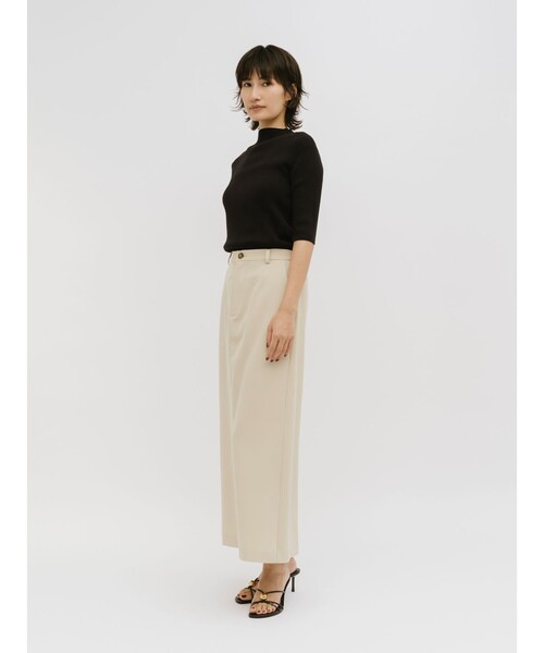MIDIUMISOLID（ミディウミソリッド）の「MIDIUMISOLID for Ladies ボトルネックハーフスリーブリブトップ（ニット/セーター・レディース・オフホワイト/ブラック/ライトブルー・FREE）」の6枚目の写真