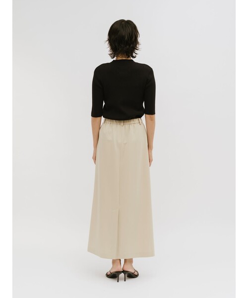 MIDIUMISOLID（ミディウミソリッド）の「MIDIUMISOLID for Ladies ボトルネックハーフスリーブリブトップ（ニット/セーター・レディース・オフホワイト/ブラック/ライトブルー・FREE）」の8枚目の写真
