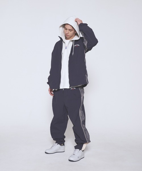 FIRST DOWN(ファーストダウン)の「タスランナイロン トラックパンツ(その他パンツ・メンズ・ブラック/レオパード/ネイビー・XL/L/M)」の12枚目の写真