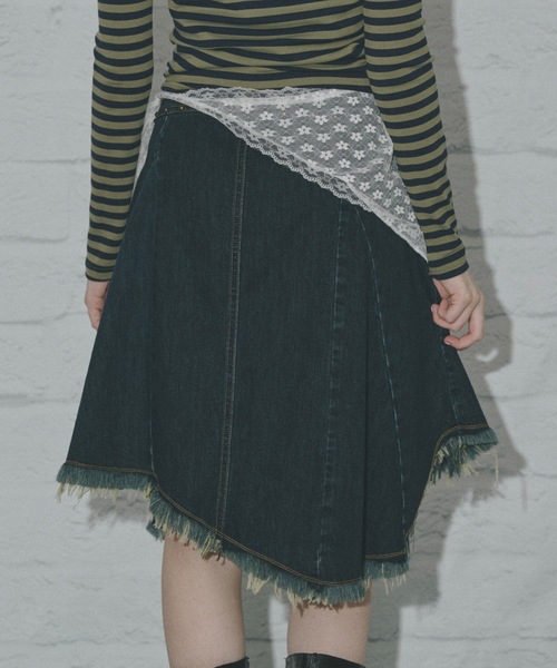 SHAGGIE（シャギー）の「スタッズ付きカットオフミディスカート（デニムスカート・レディース・ブルー/ネイビー・FREE）」の15枚目の写真