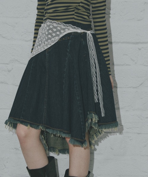 SHAGGIE（シャギー）の「スタッズ付きカットオフミディスカート（デニムスカート・レディース・ブルー/ネイビー・FREE）」の17枚目の写真