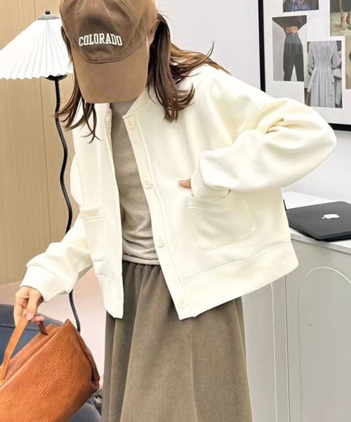 aimoha(アイモハ)の「シンプルデザインノーカラージャケット(ノーカラージャケット・レディース・パープル/ブラック/杢グレー/グリーン/ピンク/ライトベージュ・FREE)」の13枚目の写真