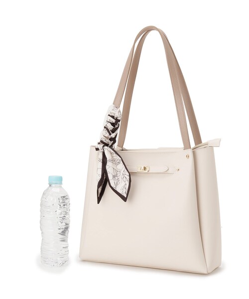 grove（グローブ）の「人間工学ベルトタックスカーフ付きトート（トートバッグ・レディース・ライトグレー/ライトブルー/ブラック/アイボリー・00）」の14枚目の写真