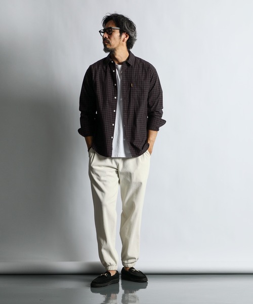 The DUFFER of ST.GEORGE(ザダファーオブセントジョージ)の「ORGANIC COTTON REGULAR COLLAR SHIRT:オーガニックコットン ベーシック チェックシャツ(シャツ/ブラウス・メンズ・ブルー/ブラウン・MEDIUM/X-LARGE/LARGE)」の4枚目の写真