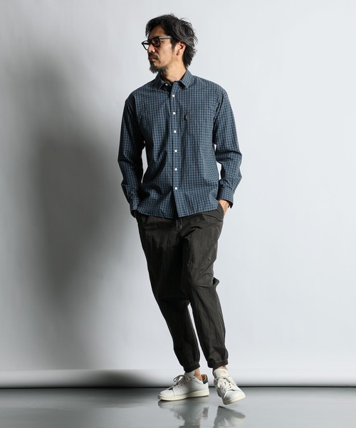 The DUFFER of ST.GEORGE(ザダファーオブセントジョージ)の「ORGANIC COTTON REGULAR COLLAR SHIRT:オーガニックコットン ベーシック チェックシャツ(シャツ/ブラウス・メンズ・ブルー/ブラウン・MEDIUM/X-LARGE/LARGE)」の6枚目の写真