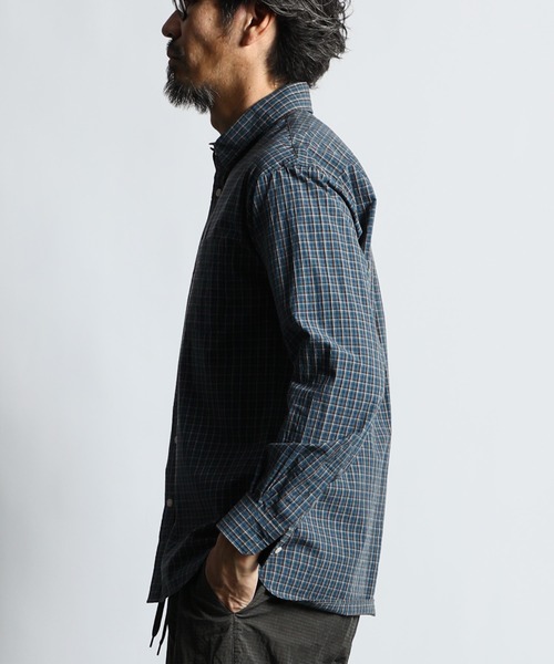 The DUFFER of ST.GEORGE(ザダファーオブセントジョージ)の「ORGANIC COTTON REGULAR COLLAR SHIRT:オーガニックコットン ベーシック チェックシャツ(シャツ/ブラウス・メンズ・ブルー/ブラウン・MEDIUM/X-LARGE/LARGE)」の7枚目の写真