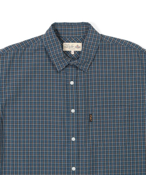 The DUFFER of ST.GEORGE(ザダファーオブセントジョージ)の「ORGANIC COTTON REGULAR COLLAR SHIRT:オーガニックコットン ベーシック チェックシャツ(シャツ/ブラウス・メンズ・ブルー/ブラウン・MEDIUM/X-LARGE/LARGE)」の12枚目の写真