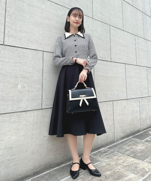 an another angelus（アンアナザーアンジェラス）の「クロスタイデザインバッグ/ fint　フィント（ハンドバッグ・レディース・ホワイト×ネイビー/ブラック×ホワイト・FREE）」の9枚目の写真