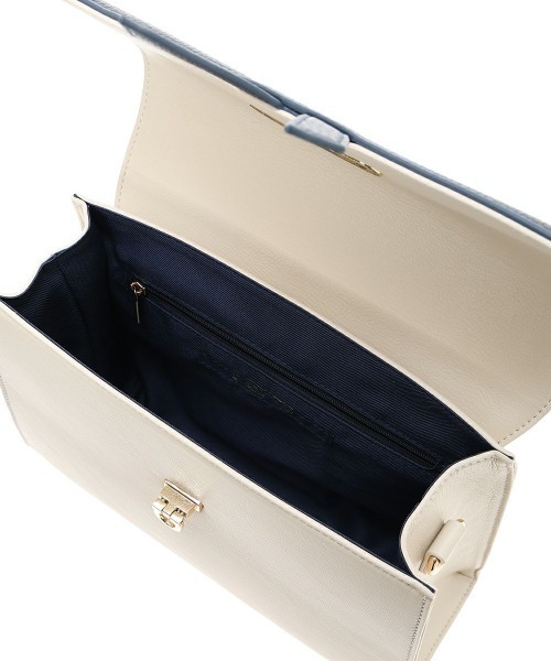 an another angelus（アンアナザーアンジェラス）の「クロスタイデザインバッグ/ fint　フィント（ハンドバッグ・レディース・ホワイト×ネイビー/ブラック×ホワイト・FREE）」の20枚目の写真