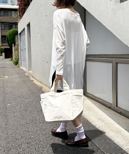 A by MAGASIN DE MODE(エーバイマガジンデモード)の「【A by MAGASIN DE MODE】e.e.p.キュービックトート SNBD(トートバッグ・レディース・アイボリー/ブラック/カーキ/グレー/ブルー/レッド・FREE)」の21枚目の写真