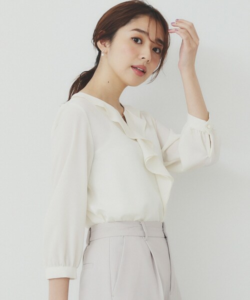 index(インデックス)の「フリルバーデザインブラウス【洗濯機洗い可/イージーアイロン/防シワ】(シャツ/ブラウス・レディース・ナチュラル/パープル/ネイビー/ホワイト系9・36/38/40/42)」の17枚目の写真