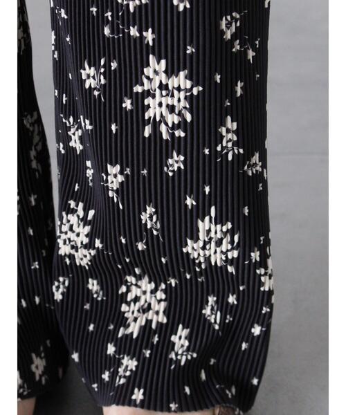 Lugnoncure（ルノンキュール）の「【セルフカット】柄アソートプリーツパンツ（その他パンツ・レディース・ブラック/ブラウン/グレー/オフホワイト・F）」の8枚目の写真