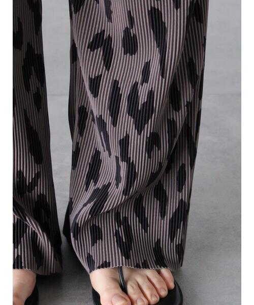 Lugnoncure（ルノンキュール）の「【セルフカット】柄アソートプリーツパンツ（その他パンツ・レディース・ブラック/ブラウン/グレー/オフホワイト・F）」の14枚目の写真