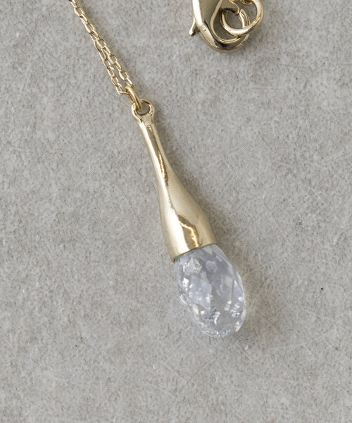 BEARDSLEY（ビアズリー）の「カットドロップネックレス(ゴールド)（ネックレス・レディース・ゴールド・FREE）」の3枚目の写真