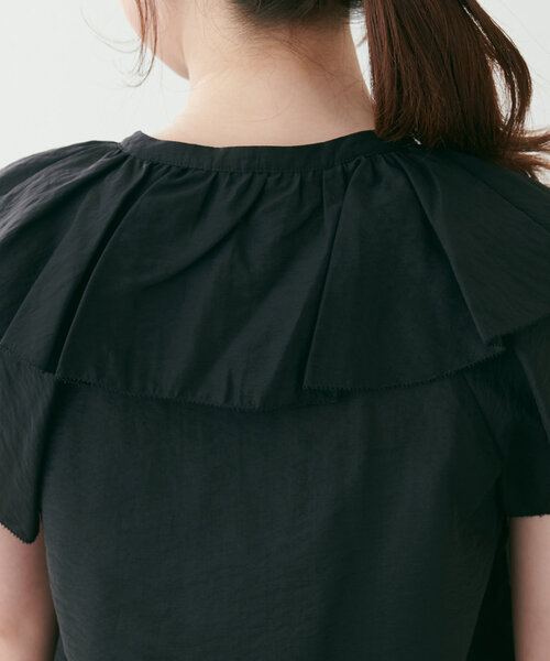 natural couture（ナチュラルクチュール）の「タックフリル衿スキッパーあきブラウス（シャツ/ブラウス・レディース・ラベンダー/ブルー/ブラック/オフホワイト・FREE）」の16枚目の写真