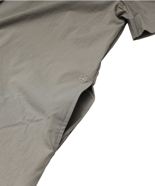 Snow Peak(スノーピーク)の「Cooling Root Collared Dress(ワンピース・メンズ・グレー/ブラック/カーキ・S/M/L)」の6枚目の写真